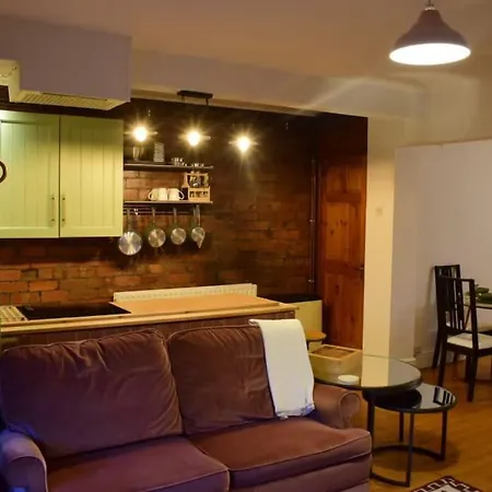 Rock Studio -Near City Centre-Free On Street Parking-Free Wi-Fi Leeds  Exterior photo